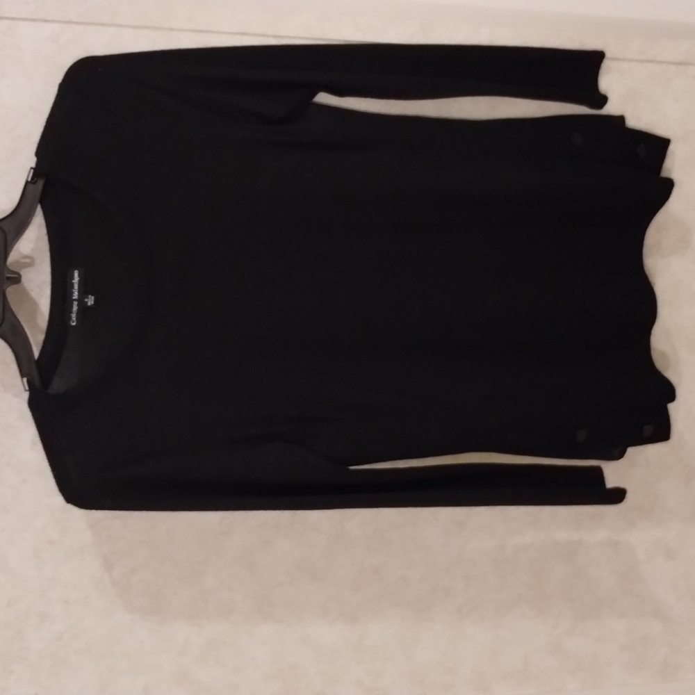 Woman's Blouse/Top